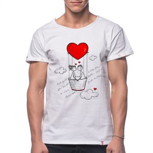 Printed T-shirt “LOVE GIVES YOU WINGS”