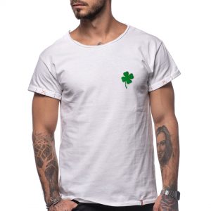 Embroidered T-shirt ‘GREEN CLOVER’